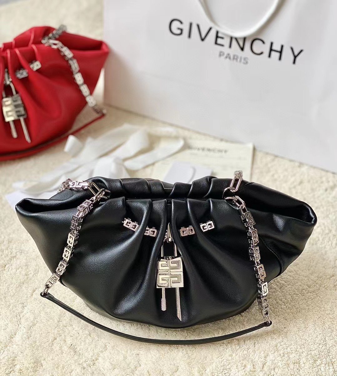 gv Small Kenny Bag Black For Women, Handbags, Shoulder Bags 12.6in/32cm BB50MJB1DM-001
