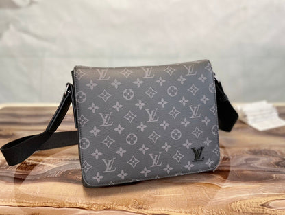 Ver Fashion Lu-Vi bags - 17440