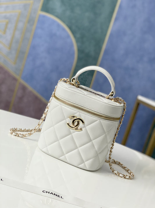 ChanelVanity Case Gold Hardware White For Women, Women’s Handbags, Shoulder Bags 9.4in/24cm 