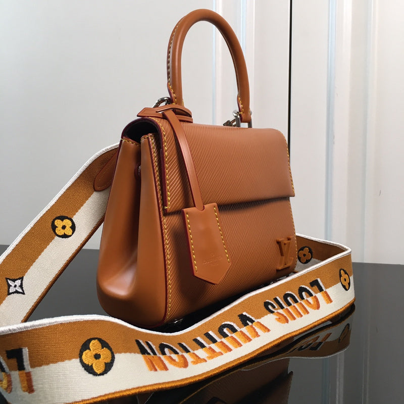 Ver Fashion Lu-Vi bags - 17243