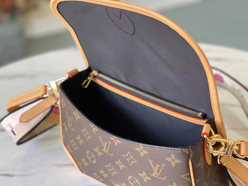 Ver Fashion Lu-Vi bags - 17205