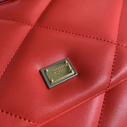 DG Medium Sicily Bag In Quilted Red For Women 10.2in/26cm DG BB6002AW5918H383