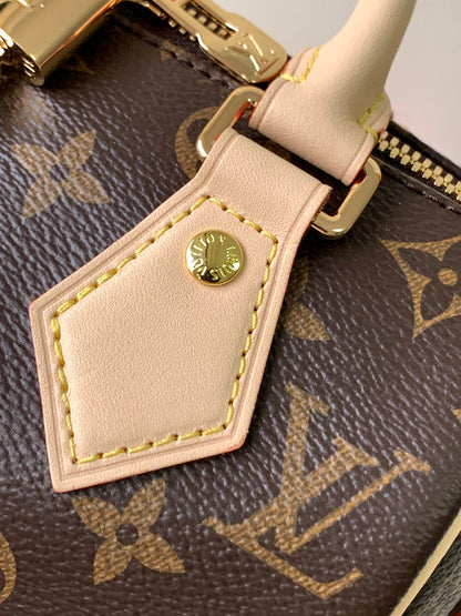 Ver Fashion Lu-Vi Bags - 16874