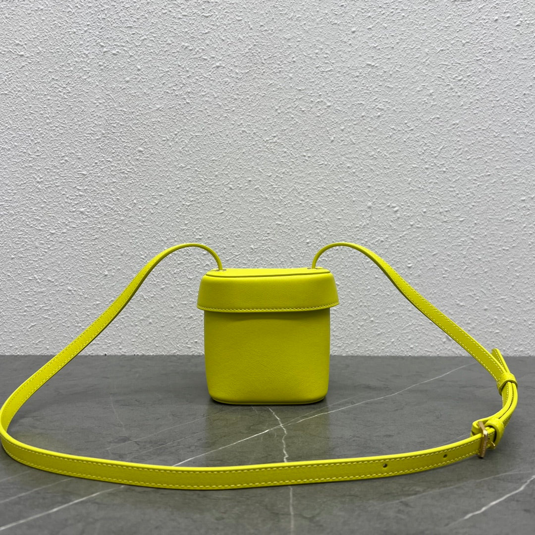 CE Small Box Cuir Triomphe Yellow For Women 4in/11cm 