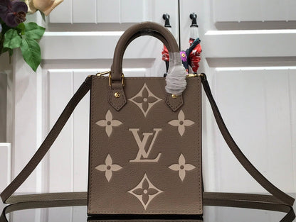 Ver Fashion Lu-Vi bags - 17617