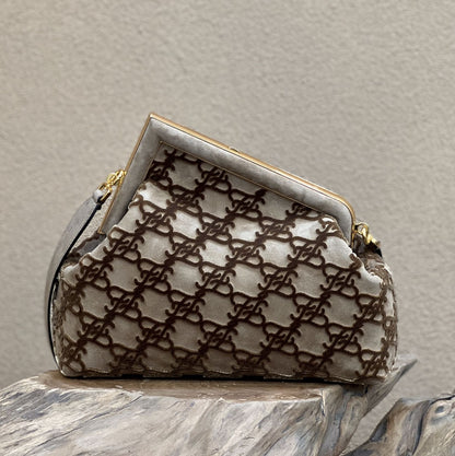 FI First Medium Gray Bag For Woman 32.5cm/13in