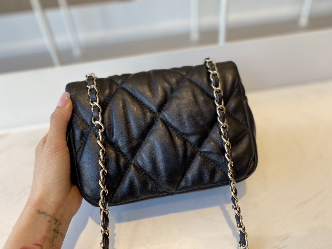 ChanelSmall Flap Bag Gold Hardware Black For Women, Women’s Handbags, Shoulder Bags 7.5in/19cm AS2232