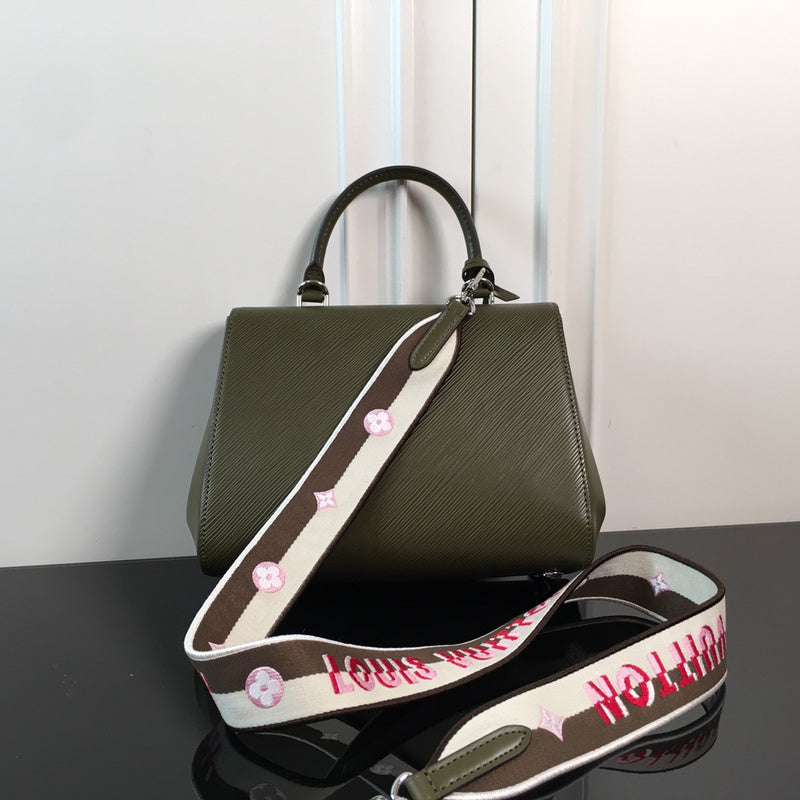 Ver Fashion Lu-Vi bags - 17104