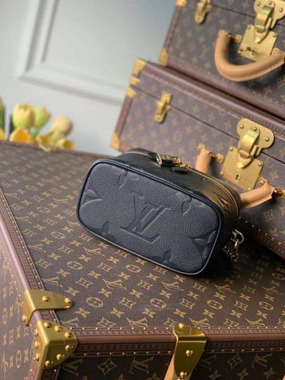 Ver Fashion Lu-Vi bags - 17615