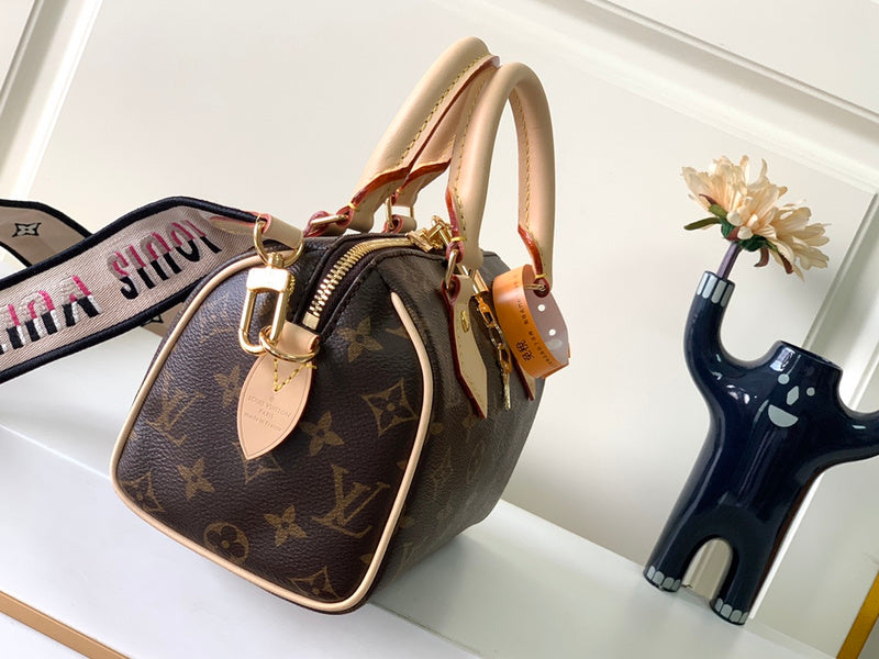 Ver Fashion Lu-Vi Bags - 16873
