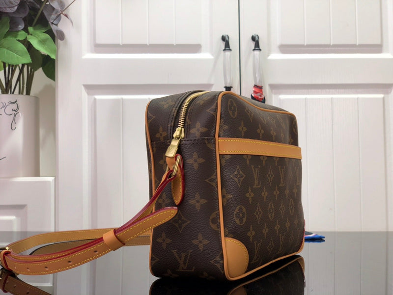 Ver Fashion Lu-Vi bags - 17356