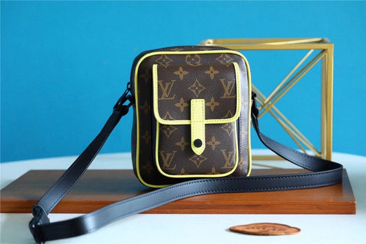 Ver Fashion Lu-Vi bags - 10278