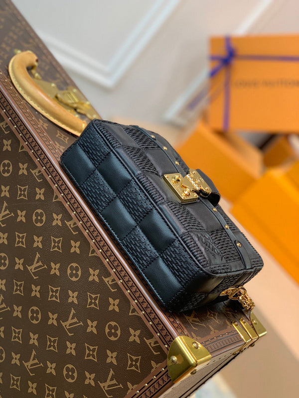 Ver Fashion Lu-Vi Bags - 16700