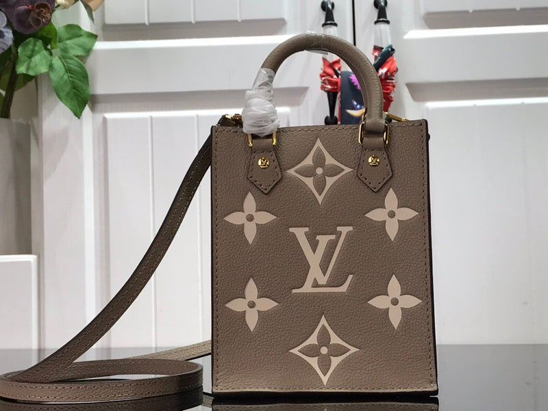 Ver Fashion Lu-Vi bags - 17617