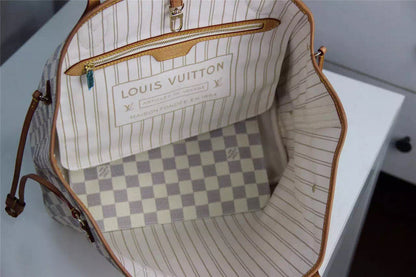 Ver Fashion Lu-Vi bags - 8100