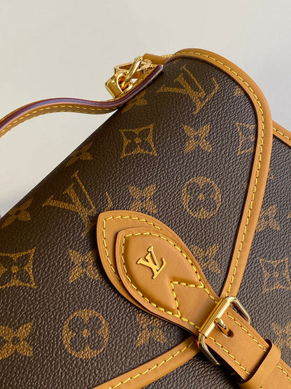 Ver Fashion Lu-Vi bags - 17005