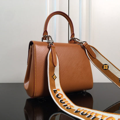 Ver Fashion Lu-Vi bags - 17099