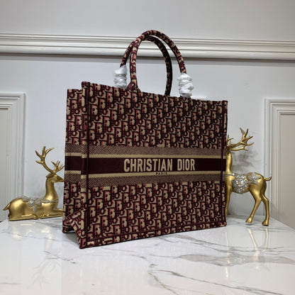 DI Large Book Tote Brown For Women 16.5in/42cm CD M1286ZRIW