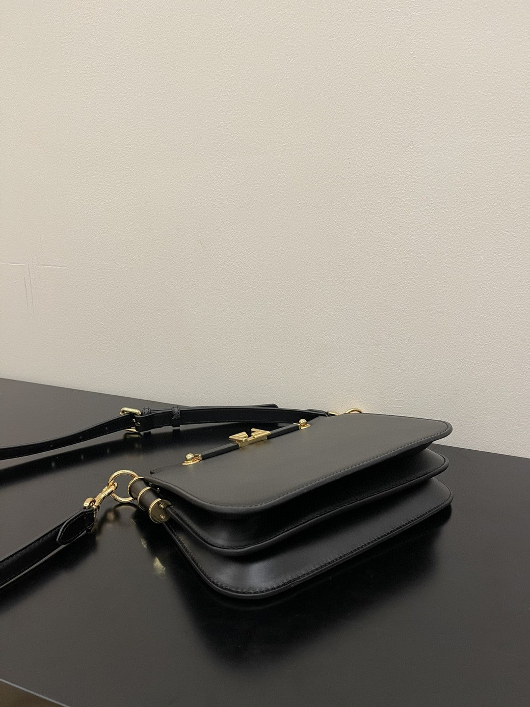 FI Touch Black Bag For Woman 19cm/7.5in