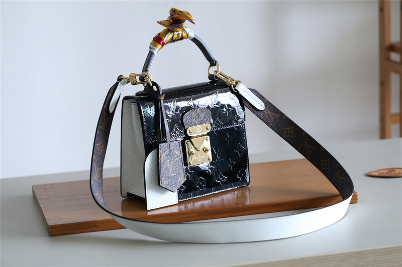 Ver Fashion Lu-Vi bags - 8047
