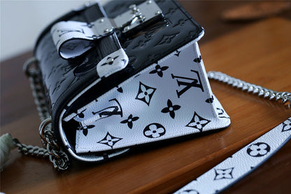 Ver Fashion Lu-Vi bags - 8044