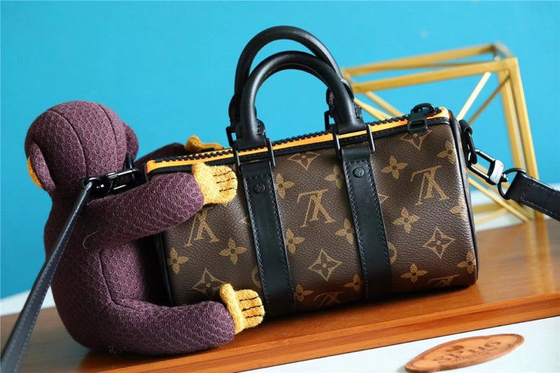 Ver Fashion Lu-Vi bags - 11280