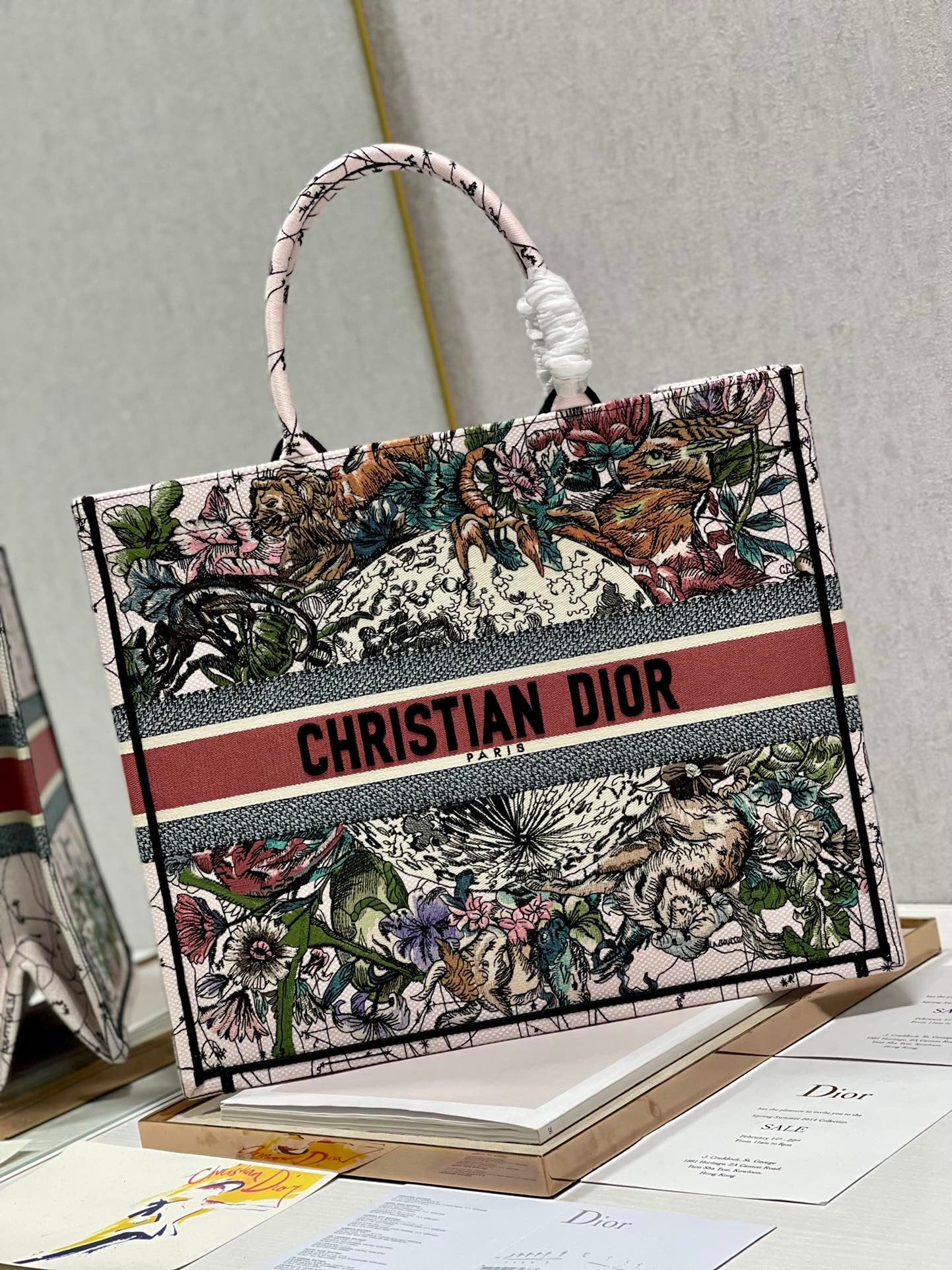DI Large Book Tote Multicolor Constellation Embroidery, Multicolor, For Women Women’s Handbags, Shoulder Bags, 42cm CD