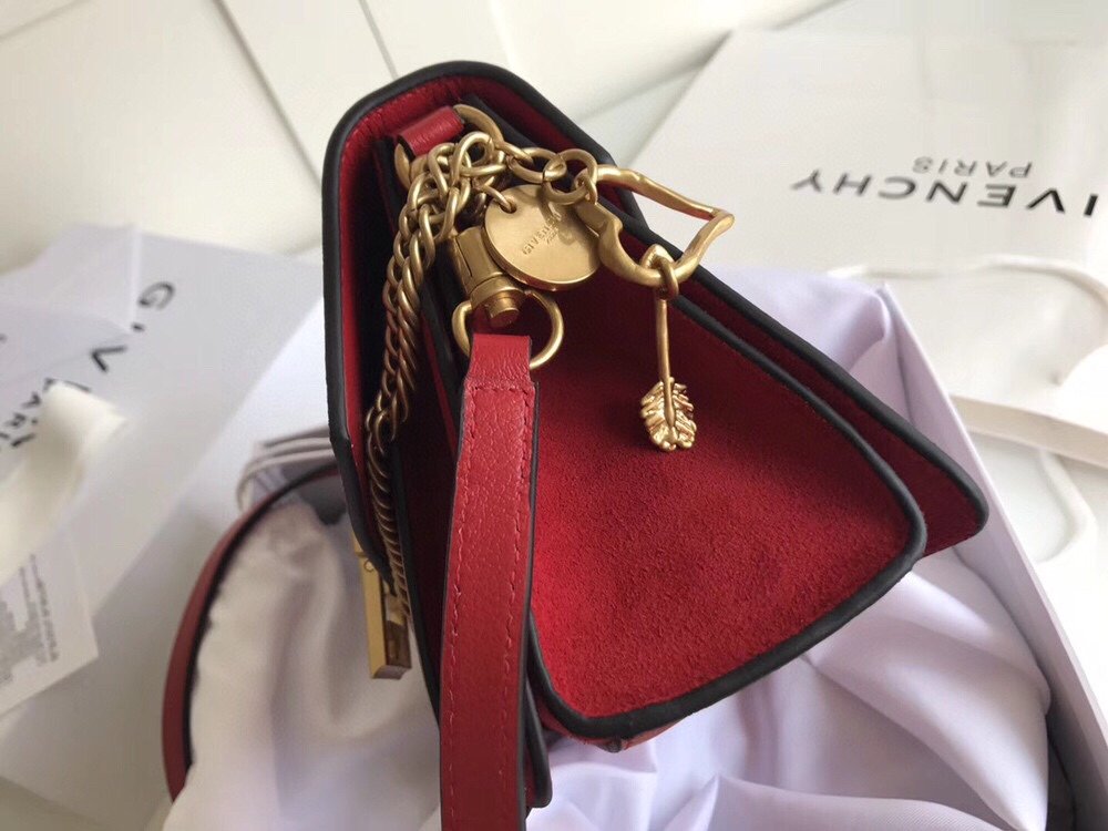 gv GV3 Bag Burgundy For Women, Handbags, Shoulder Bags 11.4in/29cm GVC