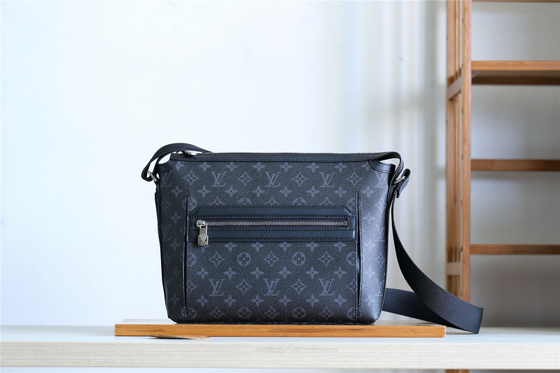Ver Fashion Lu-Vi bags - 10500