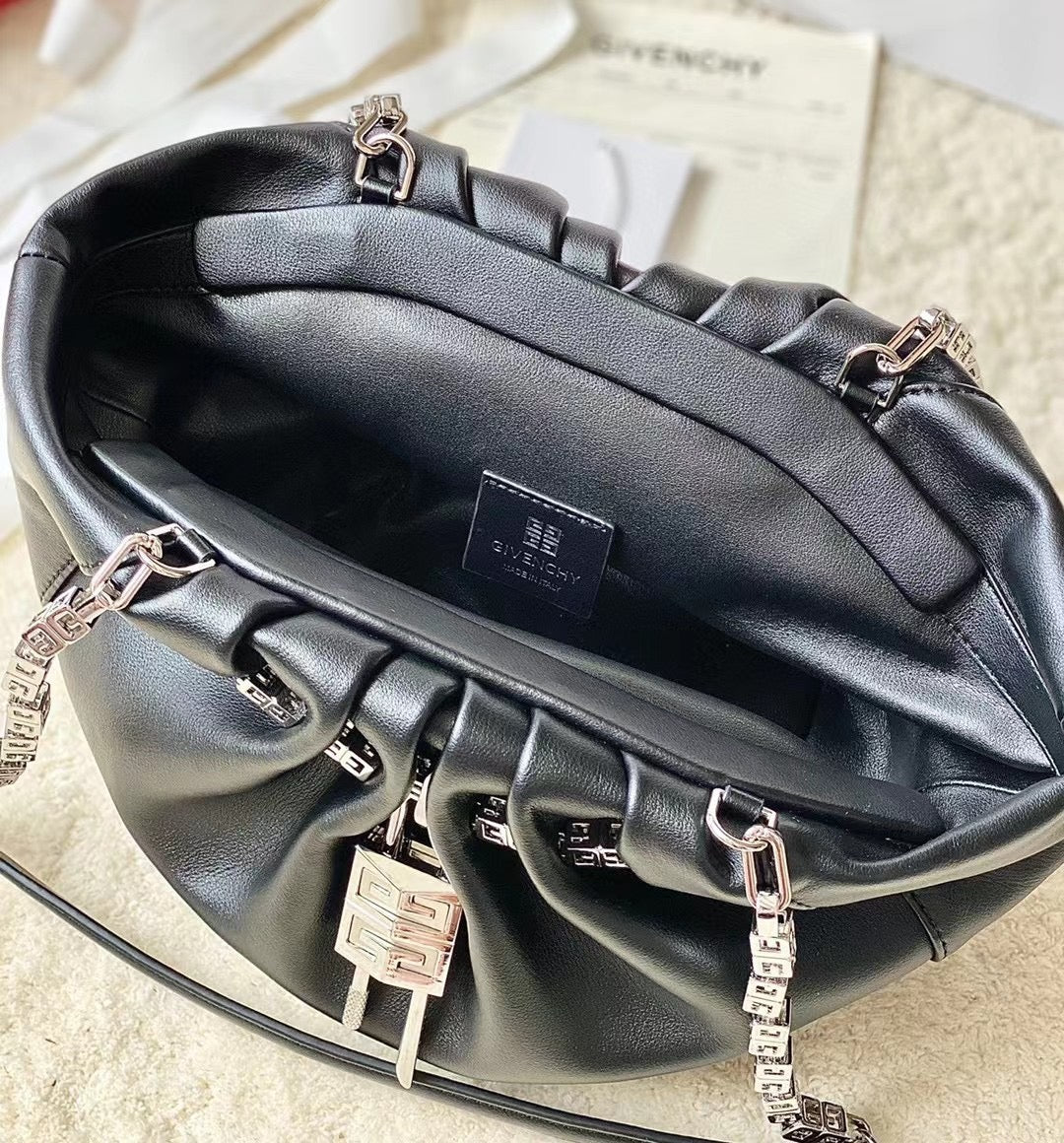 gv Small Kenny Bag Black For Women, Handbags, Shoulder Bags 12.6in/32cm BB50MJB1DM-001