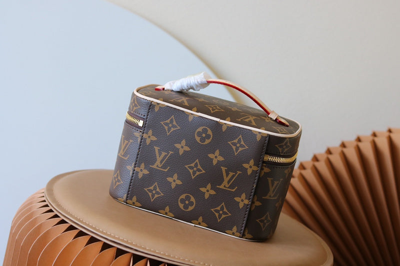 Ver Fashion Lu-Vi Bags - 16981