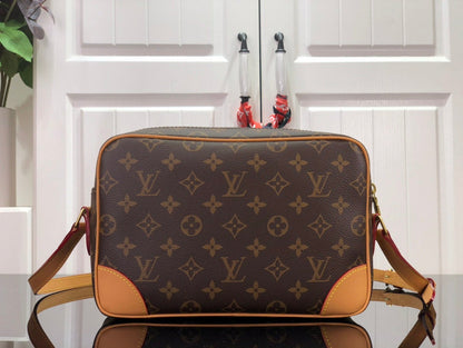 Ver Fashion Lu-Vi bags - 17357