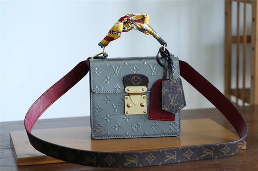 Ver Fashion Lu-Vi bags - 8040
