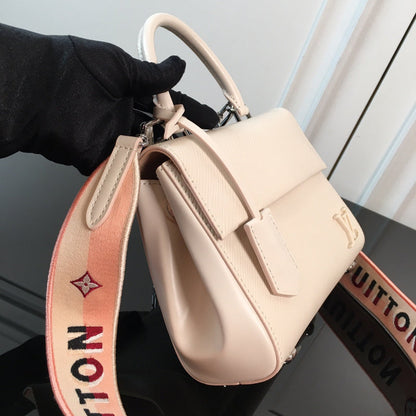 Ver Fashion Lu-Vi bags - 17101