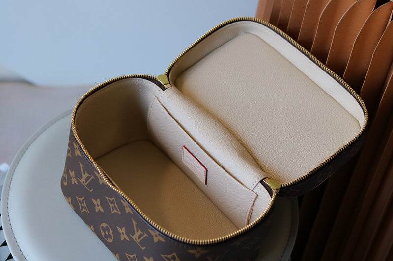 Ver Fashion Lu-Vi Bags - 16981
