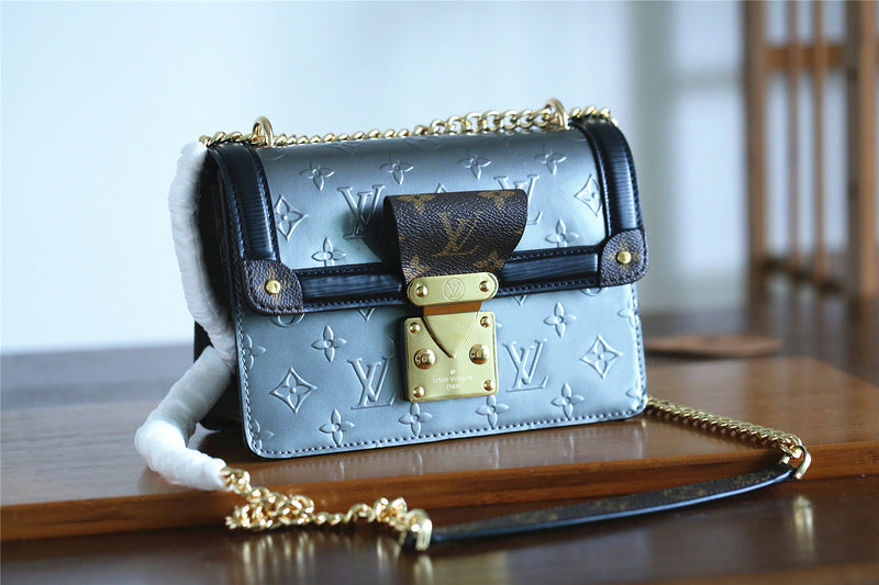 Ver Fashion Lu-Vi bags - 8048