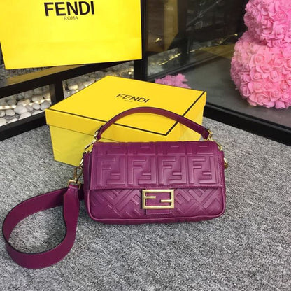 FI Baguette Nappa Purple For Women, Women&#8217;s Handbags, Shoulder And Crossbody Bags 10.6in/27cm FF 8BR600