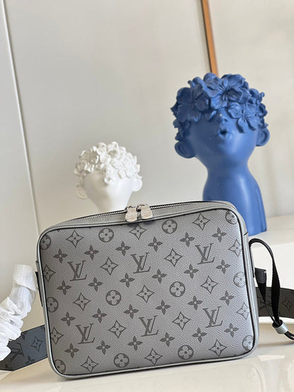 Ver Fashion Lu-Vi Bags - 16757