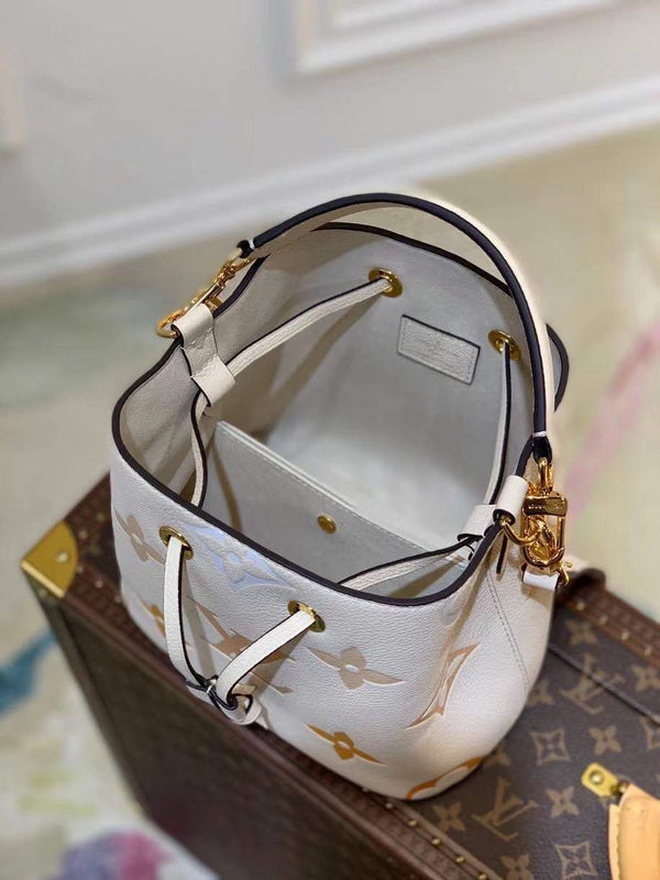 Ver Fashion Lu-Vi bags - 17540