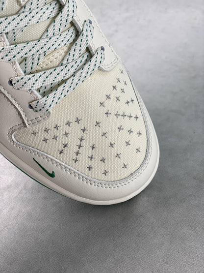 Designer Dunk SB Low x Travis Scott FC1688 109
