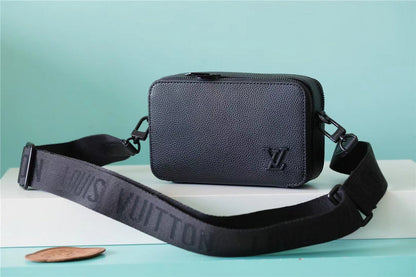 Ver Fashion Lu-Vi bags - 10240
