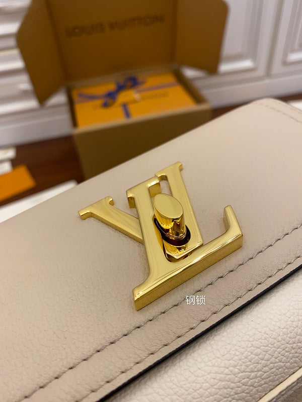Ver Fashion Lu-Vi bags - 17235