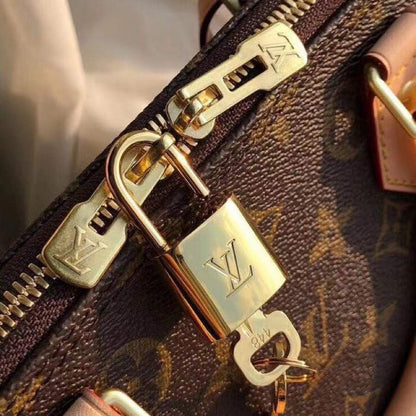 Ver Fashion Lu-Vi bags - 17625