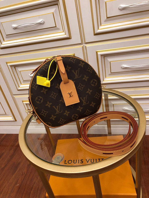 Ver Fashion Lu-Vi bags - 17800