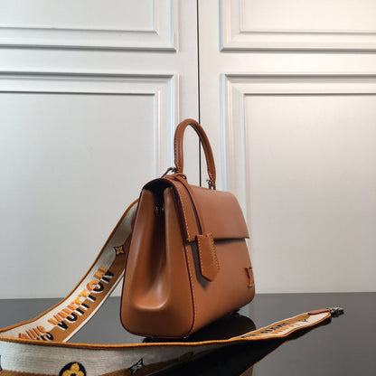 Ver Fashion Lu-Vi bags - 17239