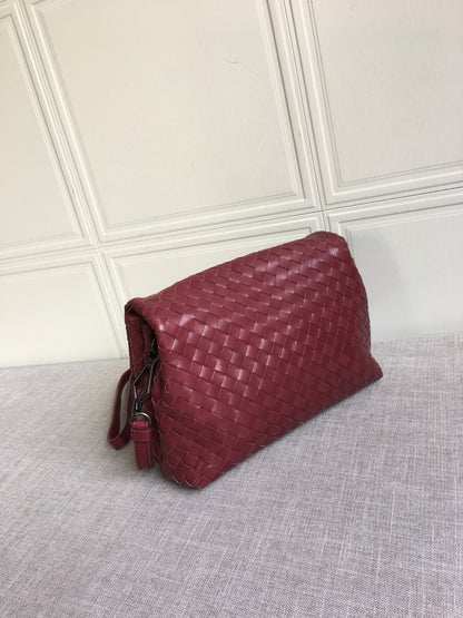 BV Classic Intrecciato Red, For Women, Women’s Bags 8.9in/22.5cm