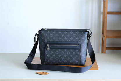 Ver Fashion Lu-Vi bags - 10500