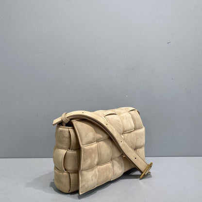 BV Padded Cassette Beige, For Women, Women’s Bags 10.2in/26cm
