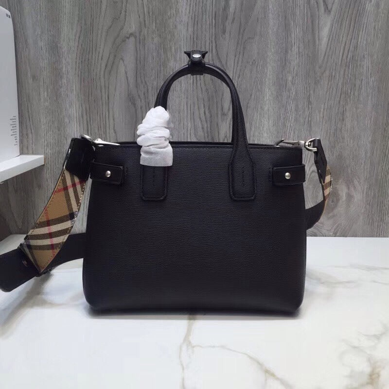 BB The Small Banner Bag Black For Women, Bags 10.6in/26cm