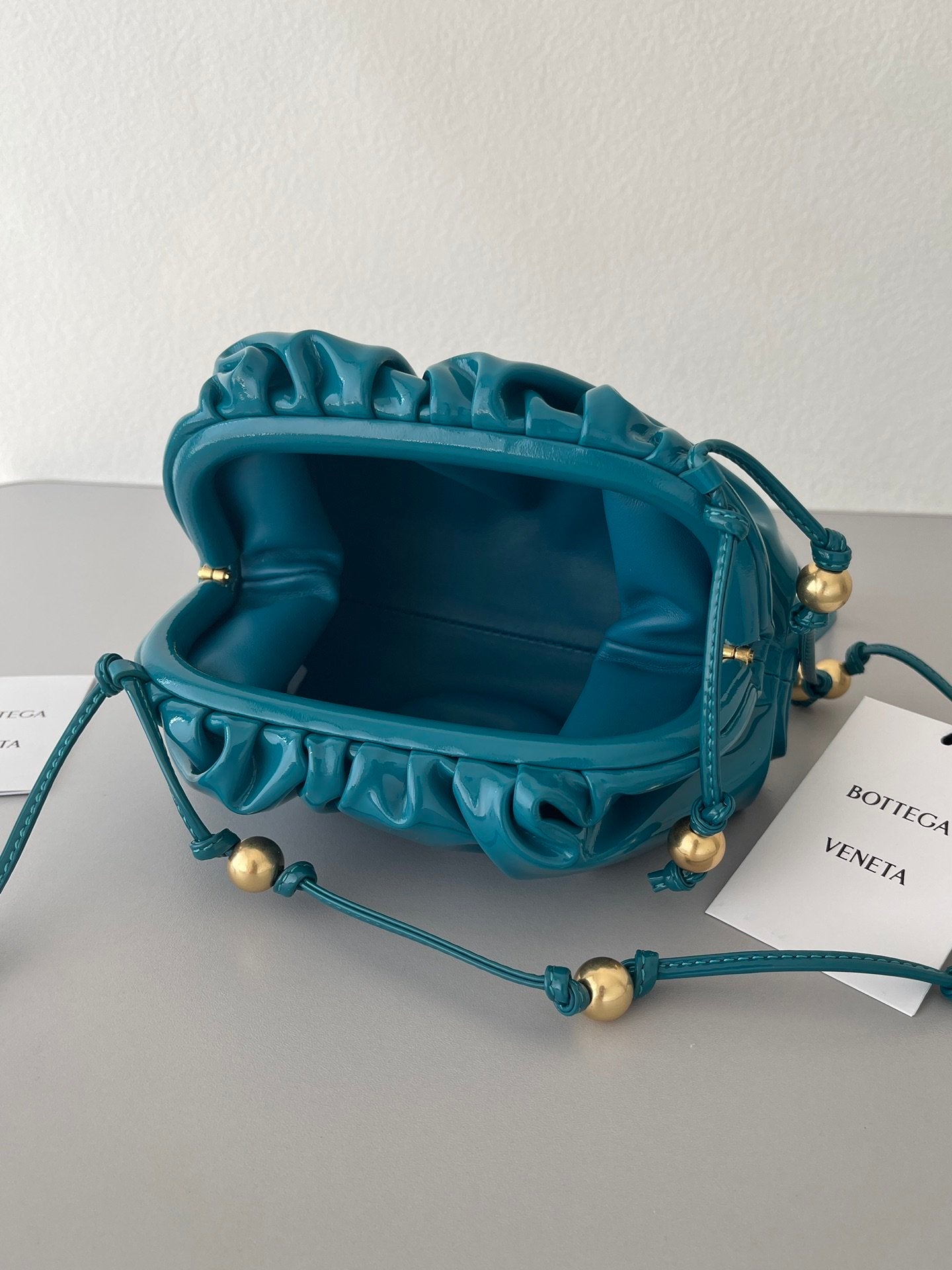 BV Mini Pouch Blue, For Women, Bags 8.6in/22cm 680186V1C304636